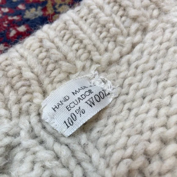 VTG 80s 90s Handmade Ecuador 100% Wool Cable Knit Sweater Cream L-XL Heavyweight